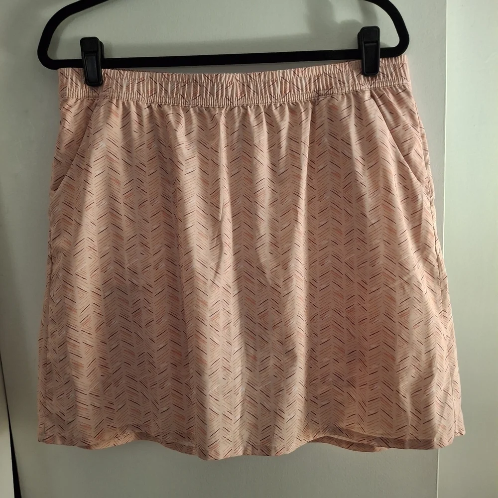 Pacific Trail Women's Peach And Pink Chevron Mini Skort